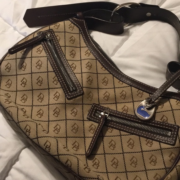 Dooney & Bourke signature shoulder bag - Picture 5 of 7